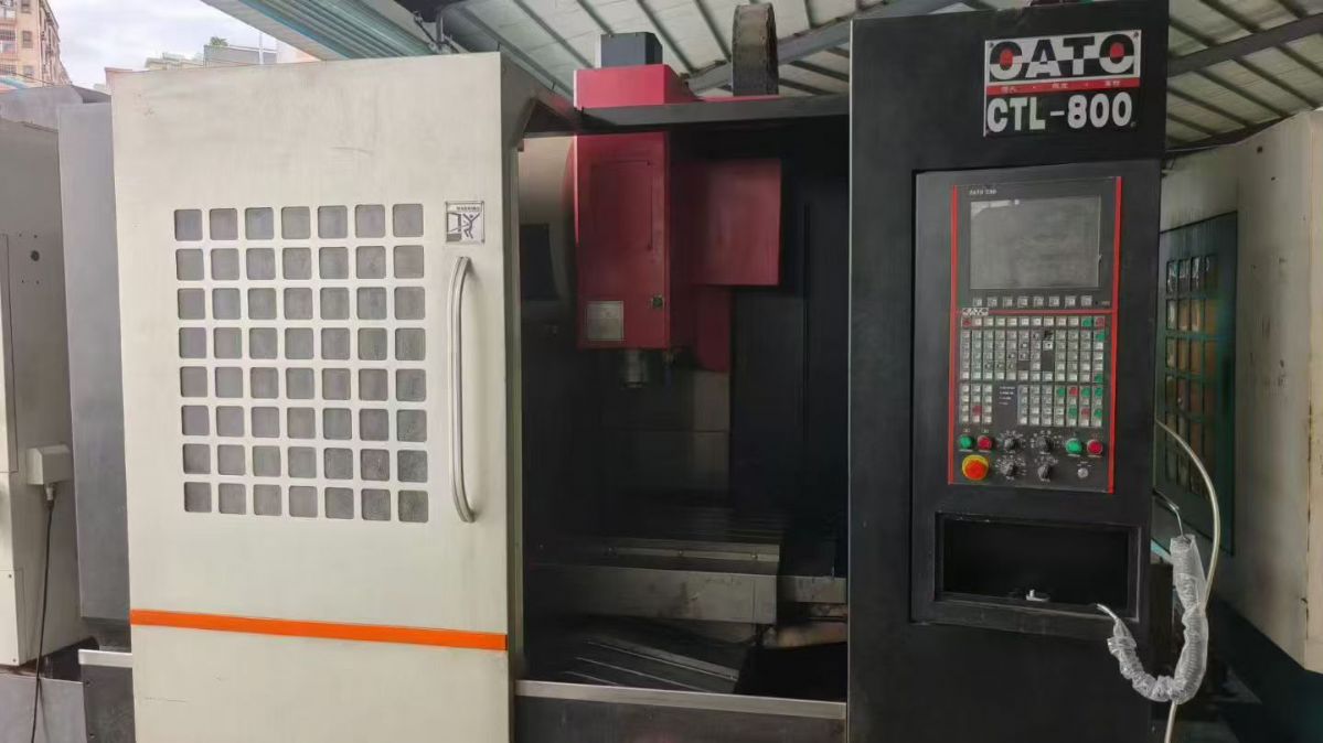 巨岡v850三線軌加工中心，新代C80系統(tǒng)