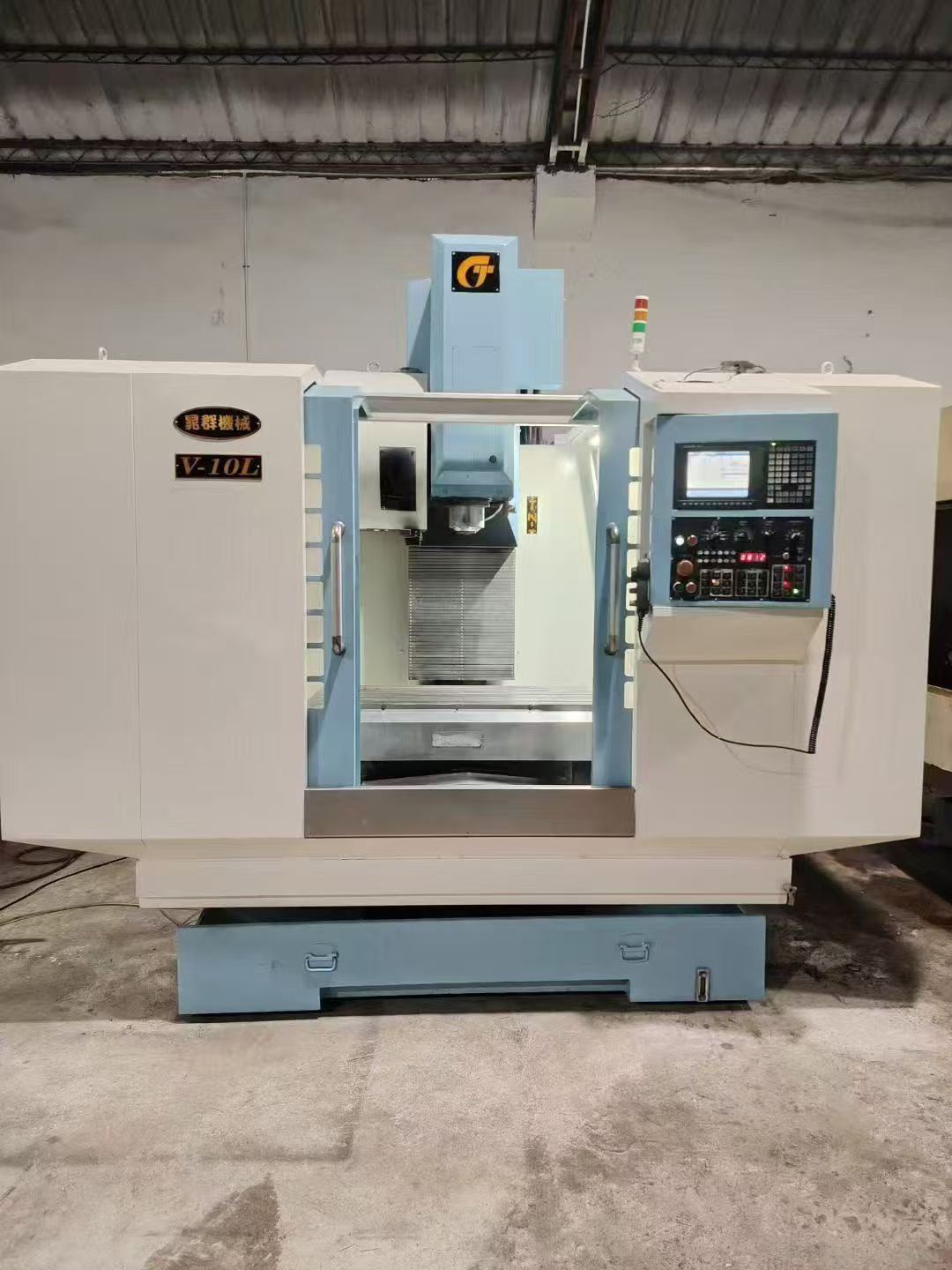 双胞胎台湾晁群1060两线一硬加工中心,三菱M70A系统