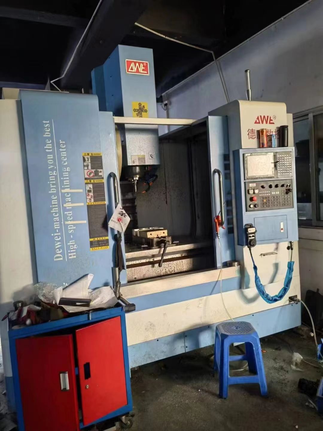 雙胞胎工廠在位95成新德威850V加工中心機(jī) 三軸滾柱線軌 直連120