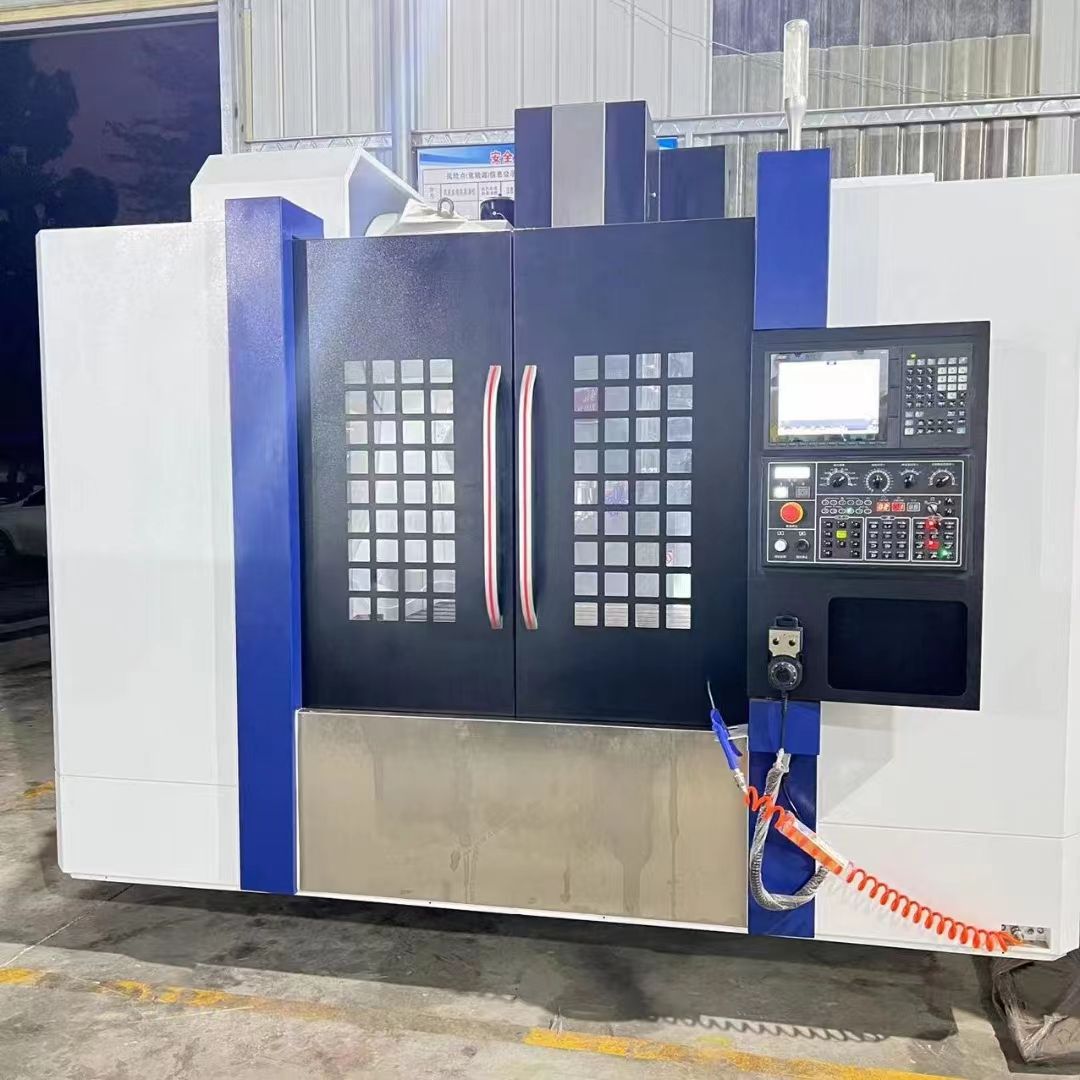 一臺(tái)全新未使用過的v966三線軌，三菱M80系統(tǒng)，主軸11KW直連12
