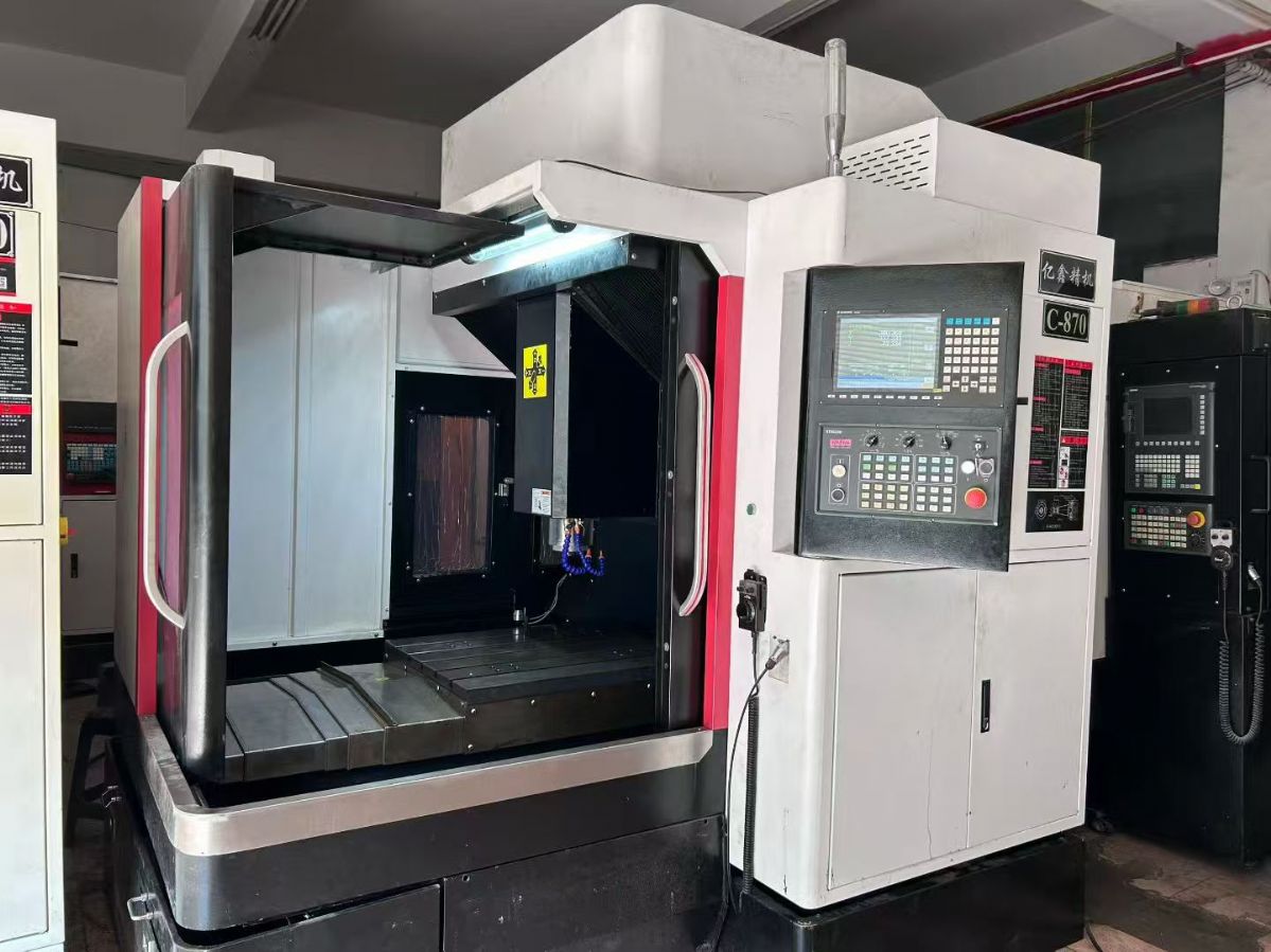 原装台湾东台QVM-1100重型加工中心,三轴线轨