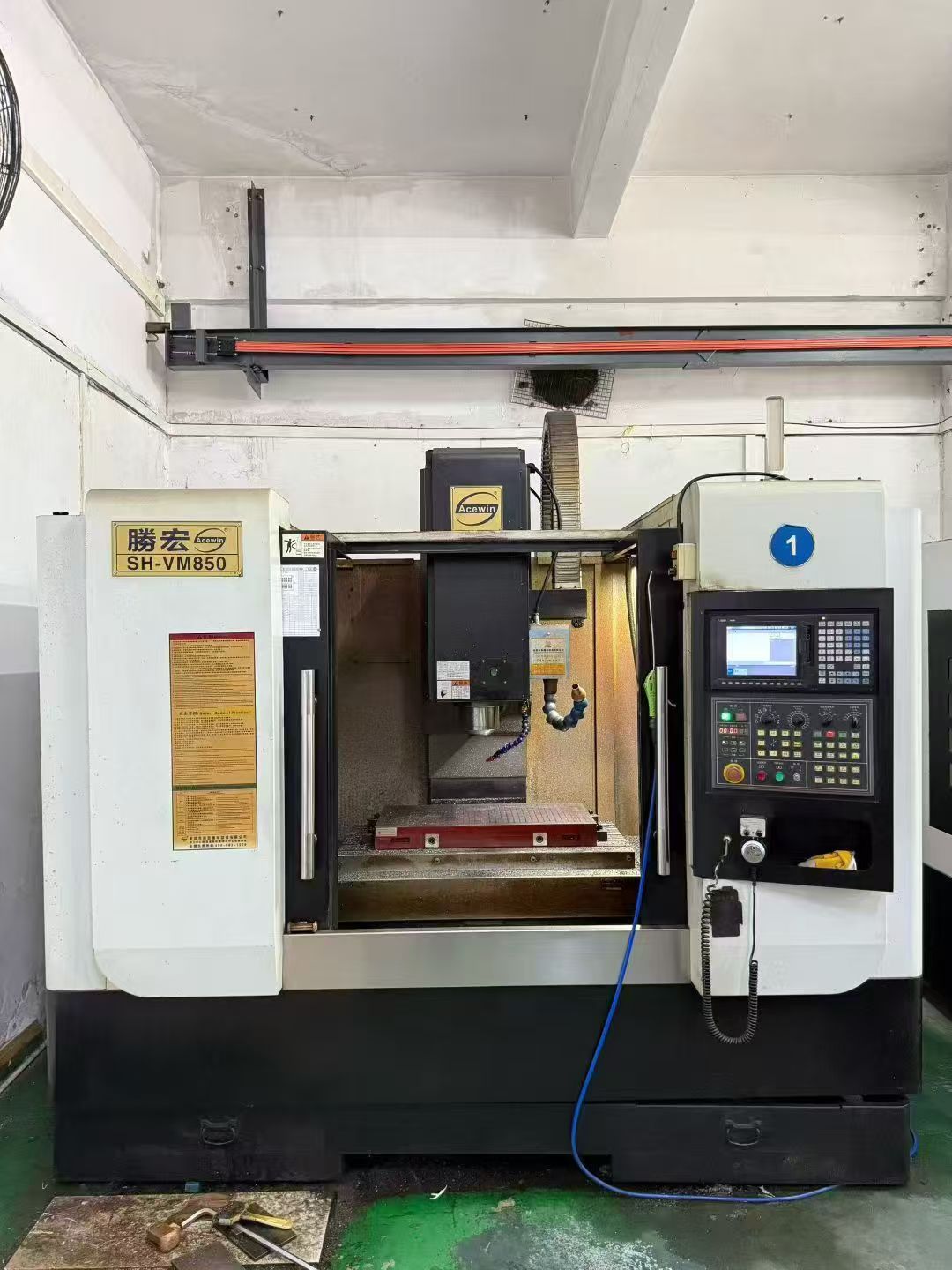 惊爆价两台胜宏850三硬轨,胜宏 750精雕机