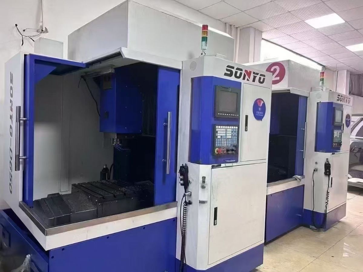 特价乔地650,主轴功率7.5KW,BT30.24000转 新代21M