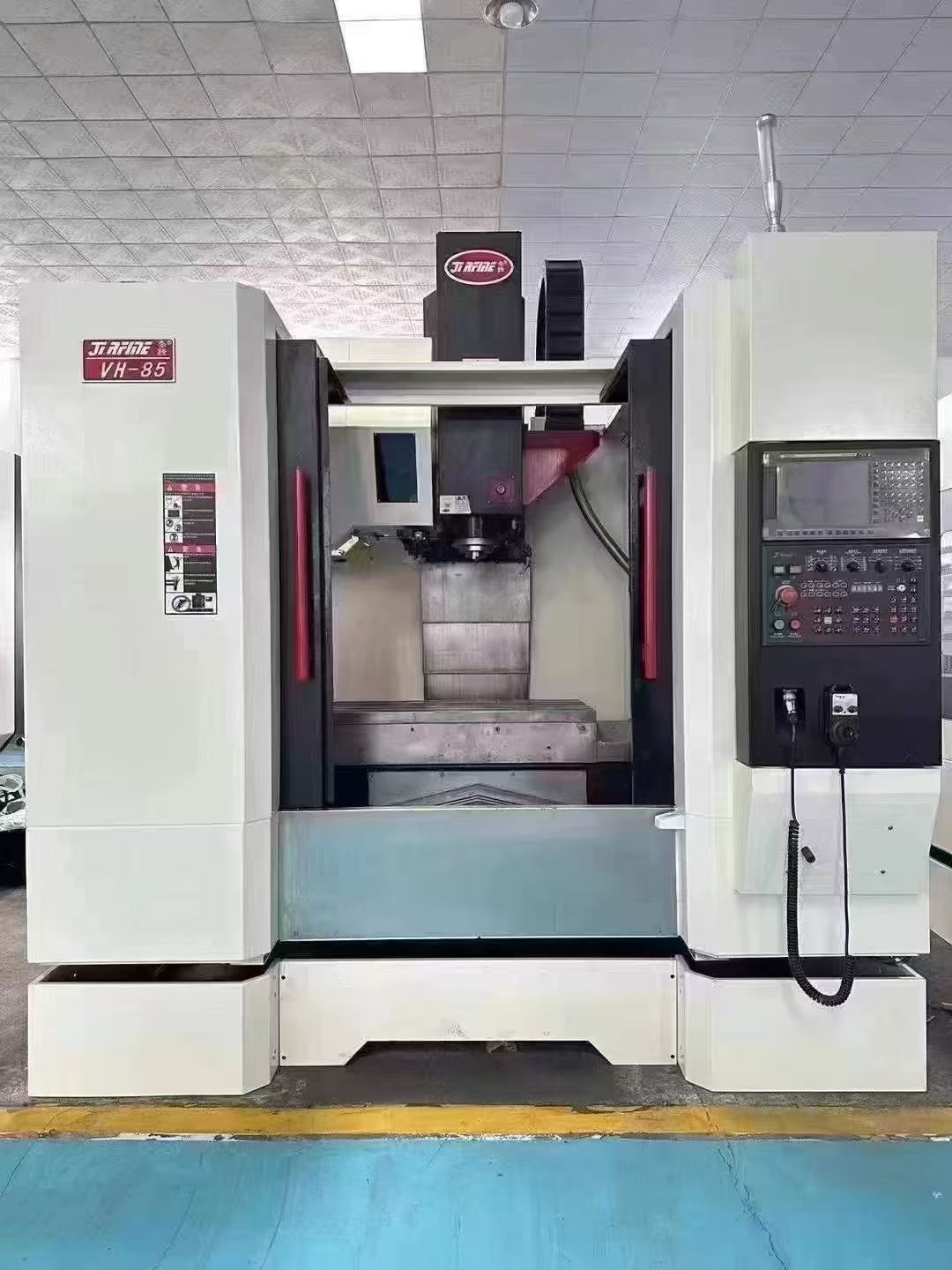 剛到一臺佳富1380L加工中心，兩線一硬導軌，BT50主軸
