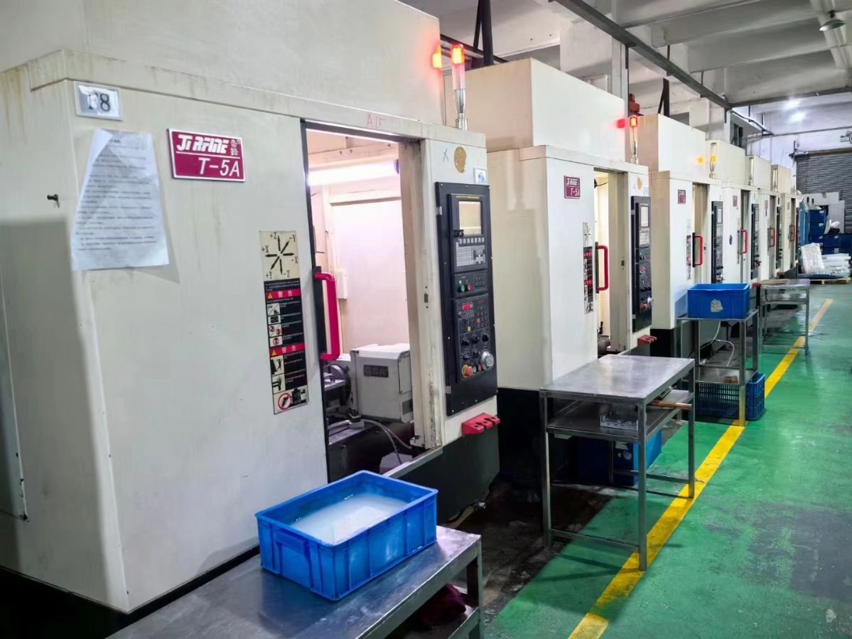 10臺T5鉆攻，都是小幾萬一臺，試機精度1絲左右