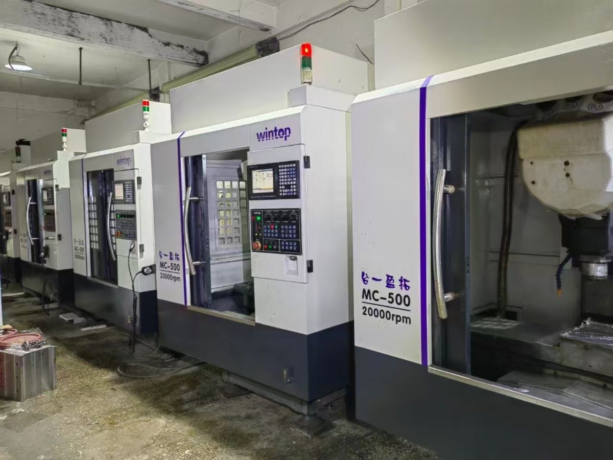 多臺廣東臺一T500鉆攻機(jī),三菱M70AA系統(tǒng)