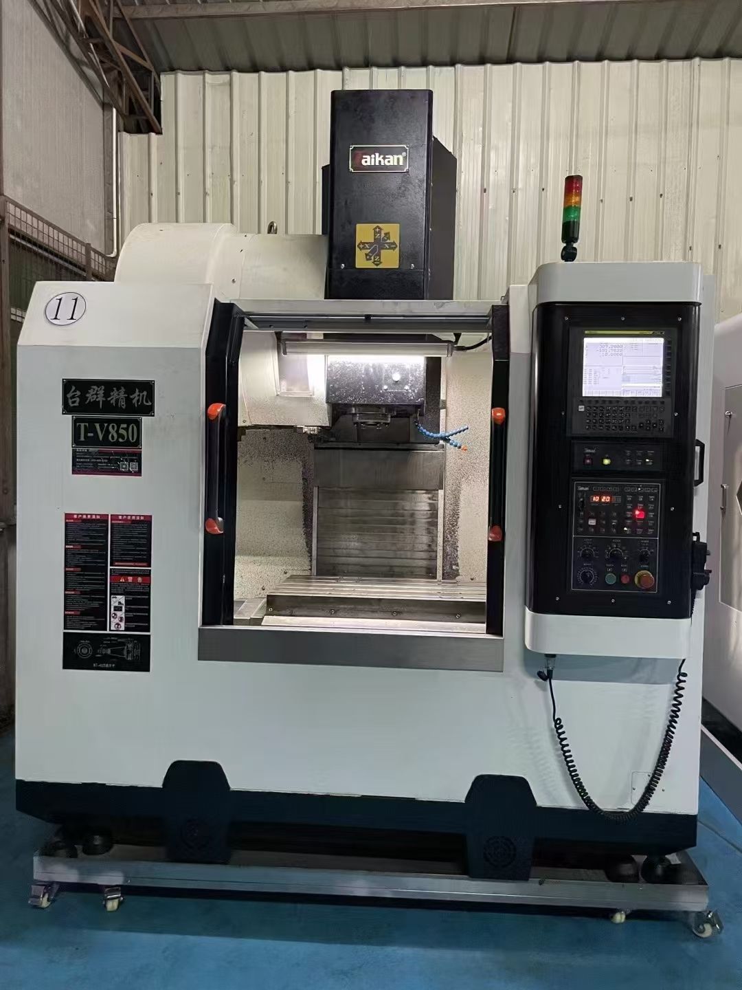 特價高成650雕銑機，新代系統(tǒng)，安川驅(qū)動電