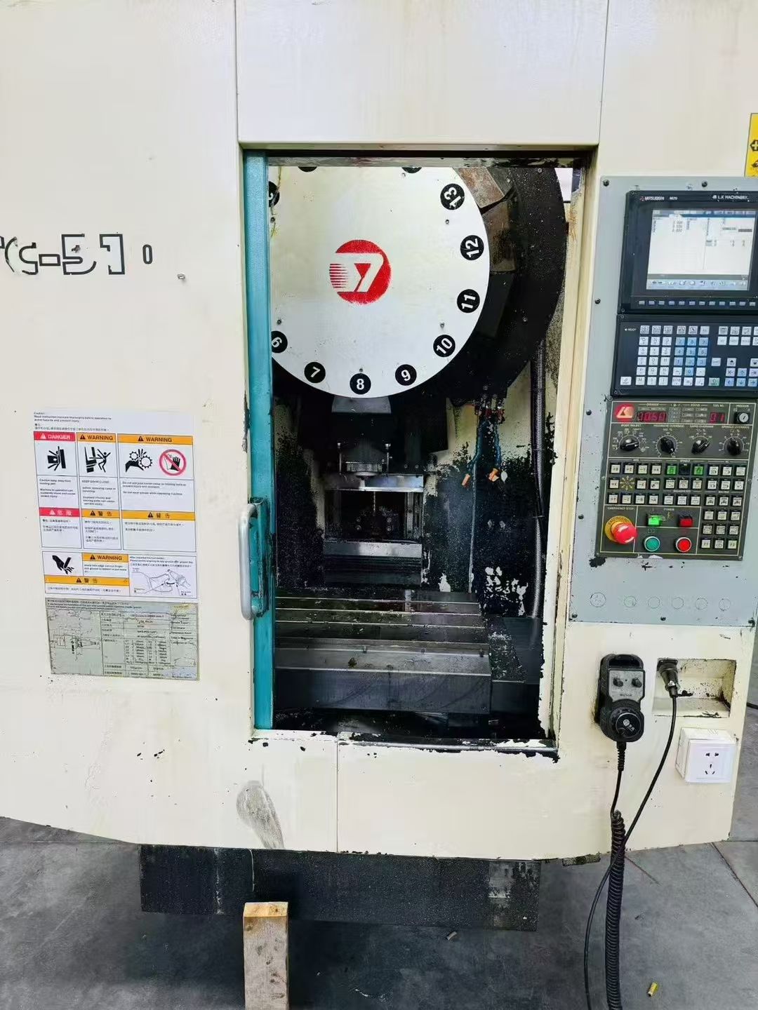 特價(jià)準(zhǔn)新臺(tái)群精機(jī)兩線一硬850L