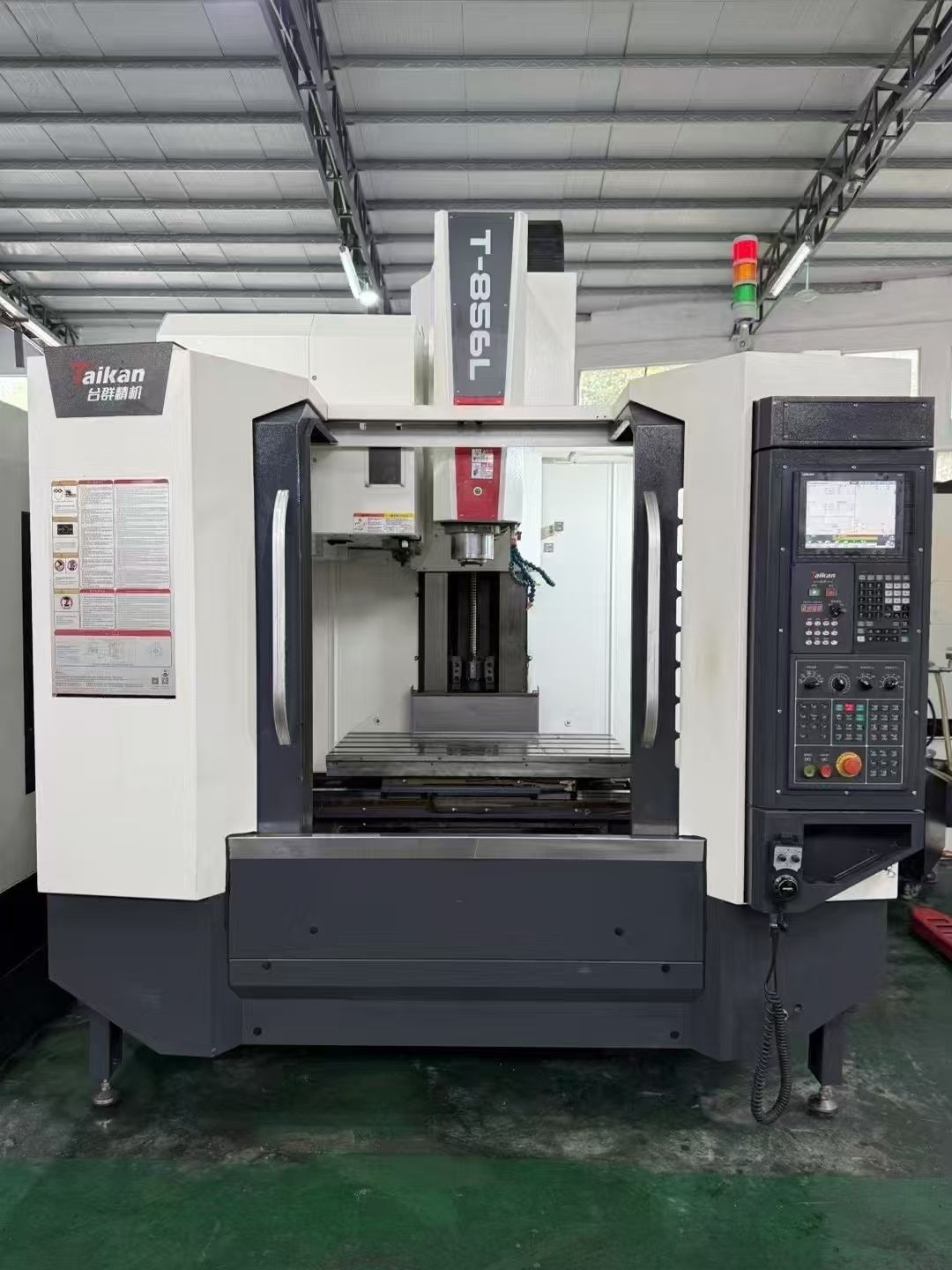 久久精工A680，三頭刀庫精雕機，主軸60000轉(zhuǎn)，
