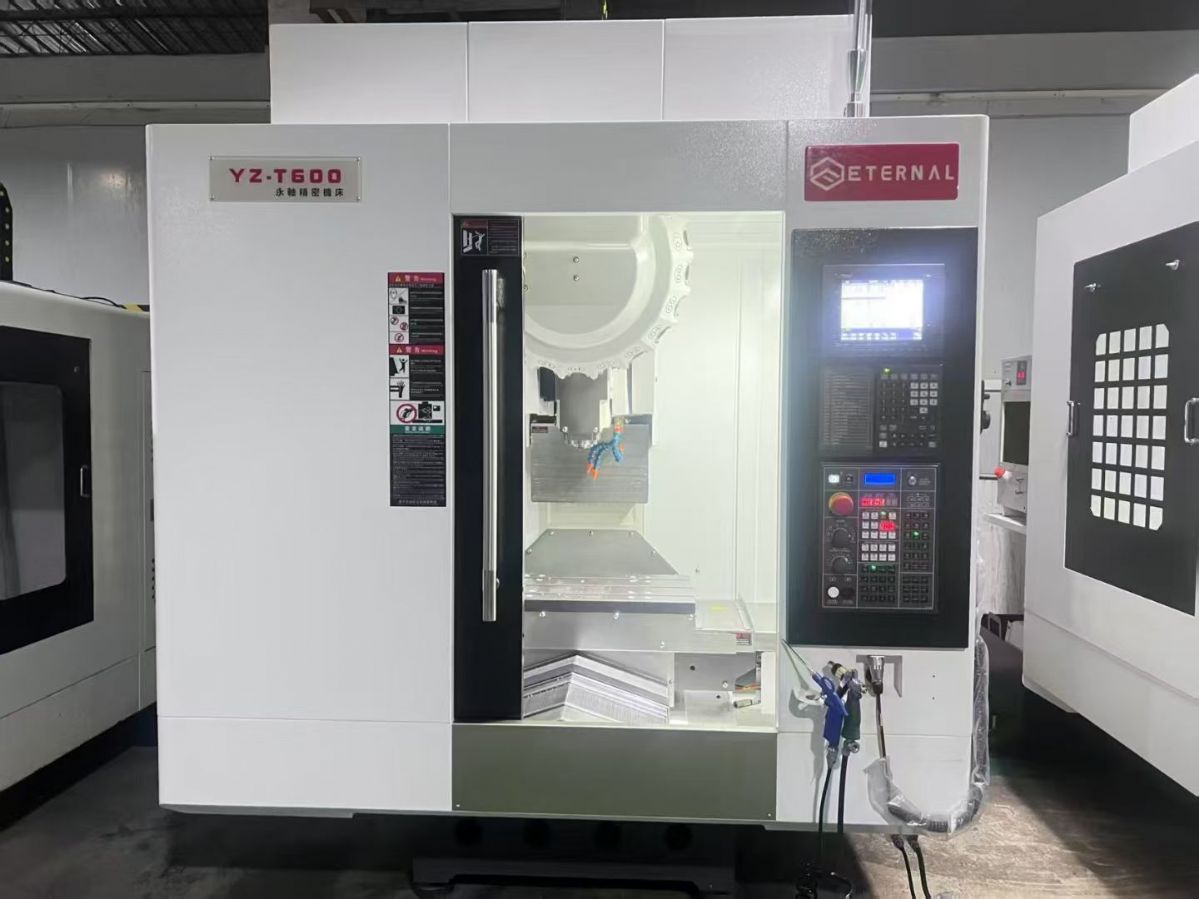 剛到一臺佳富1380L加工中心，兩線一硬導軌，BT50主軸