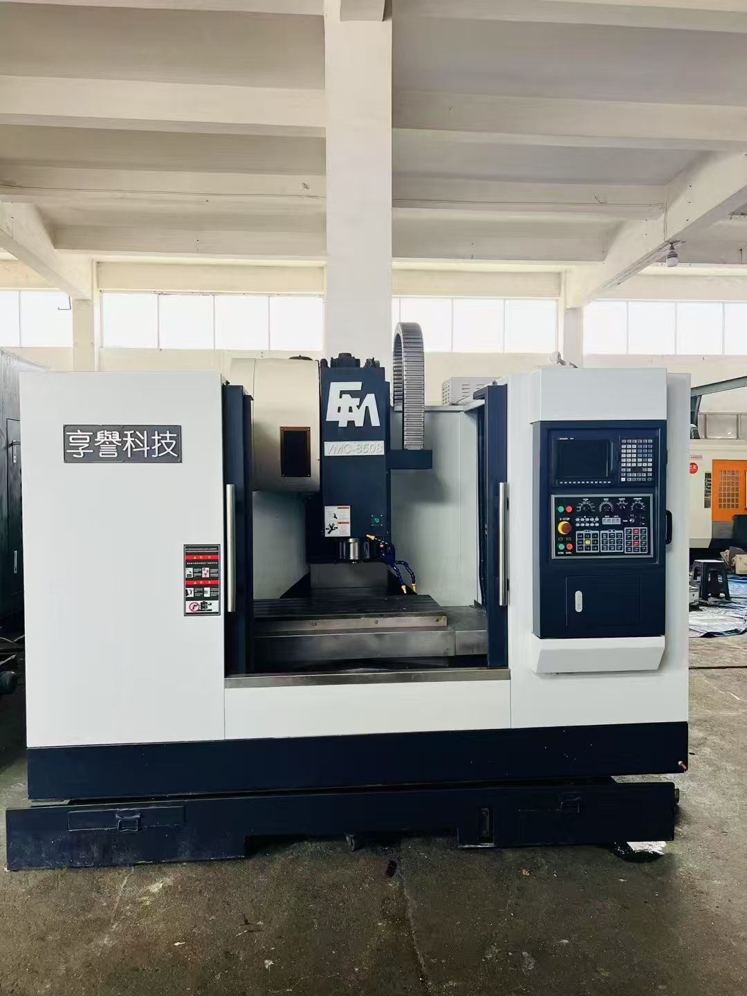 臺灣亞克T600重型鉆攻機，三菱70A系統(tǒng)