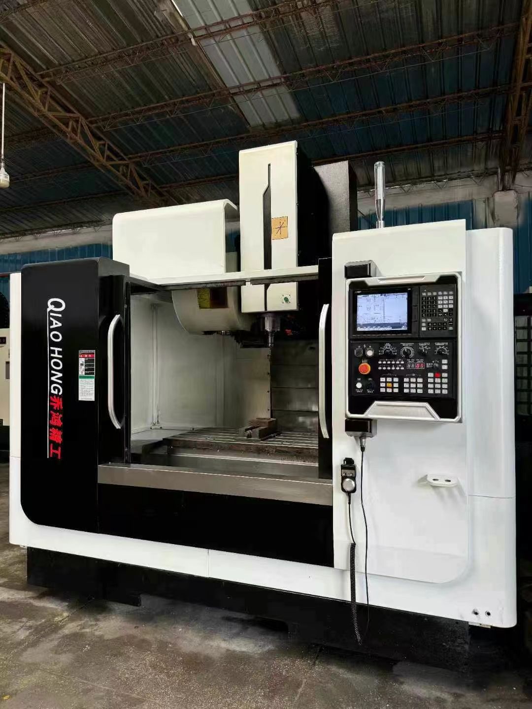 特價高成650雕銑機，新代系統(tǒng)，安川驅(qū)動電