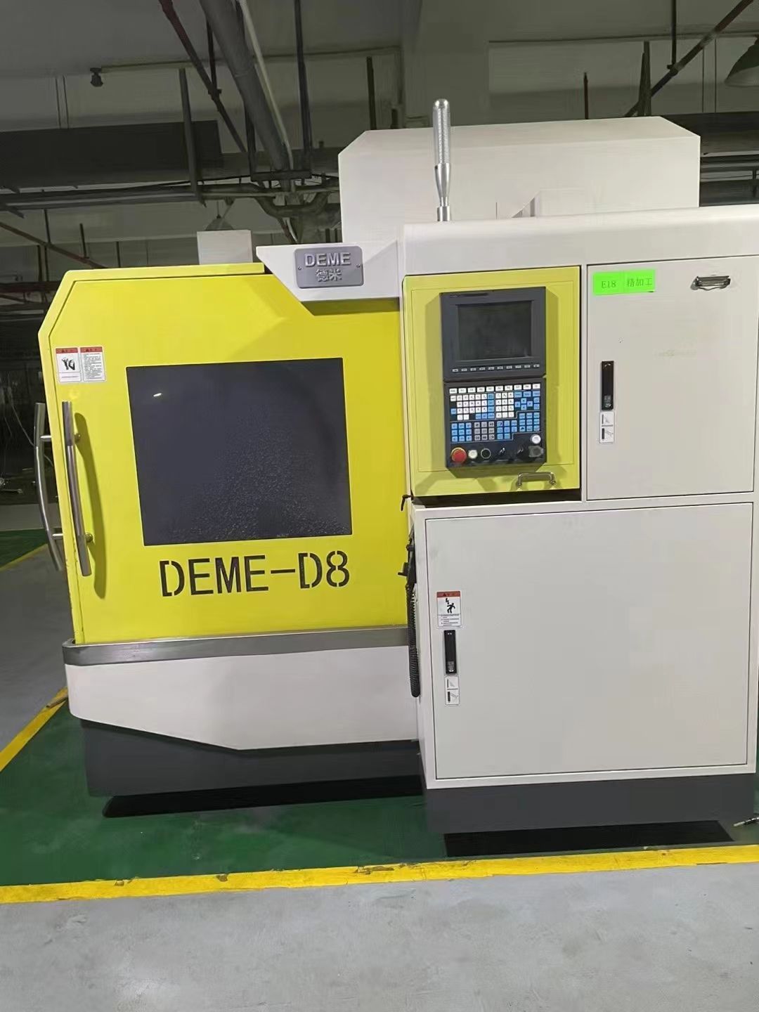 廠在位德米870精雕機(jī)重型創(chuàng)能床身斗笠刀庫新代21MA-E系統(tǒng)