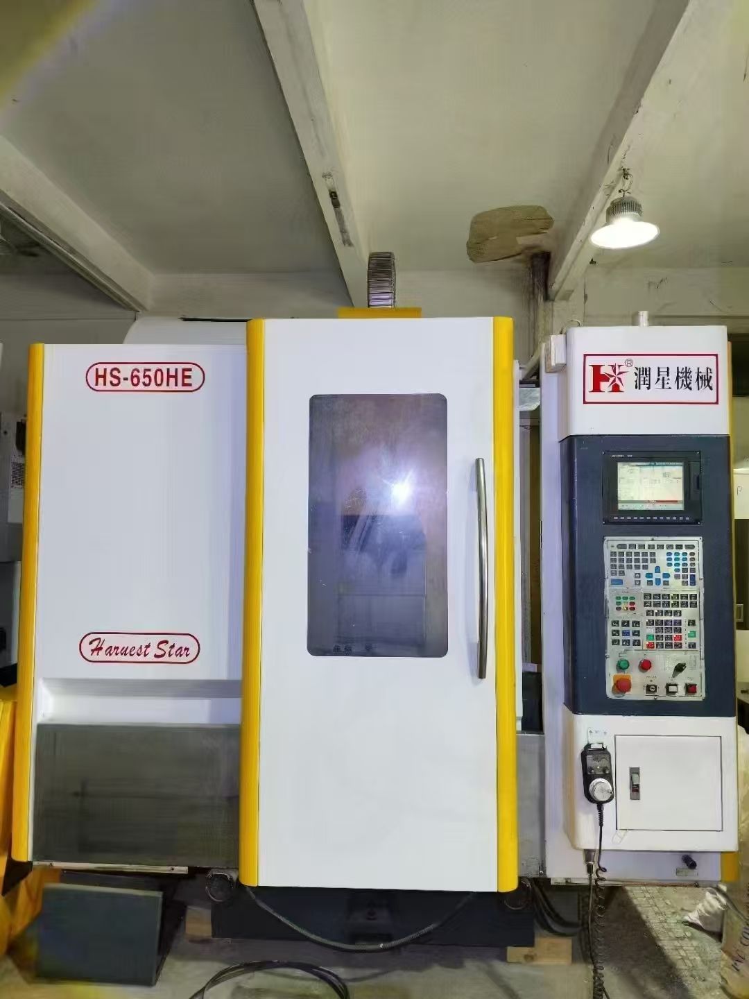 同款4臺潤星650三線軌加工中心