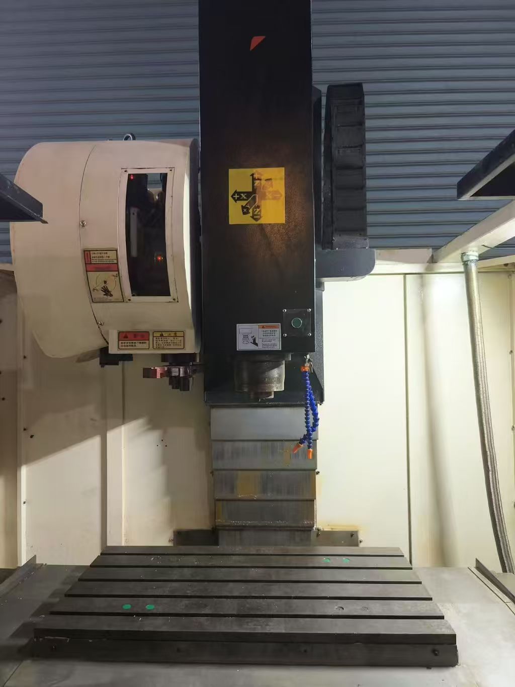 双胞胎宝佳850两线一硬加工中心,三菱m70a系统