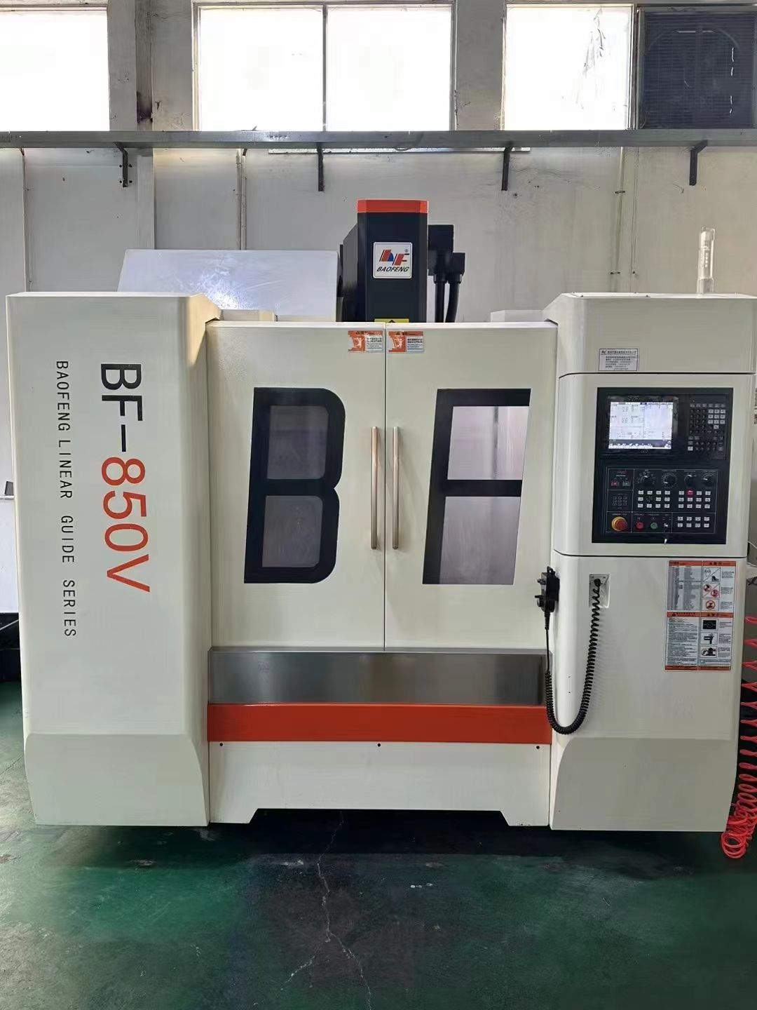 精品正佑650精雕機(jī)一批10臺新代21ma、ER25