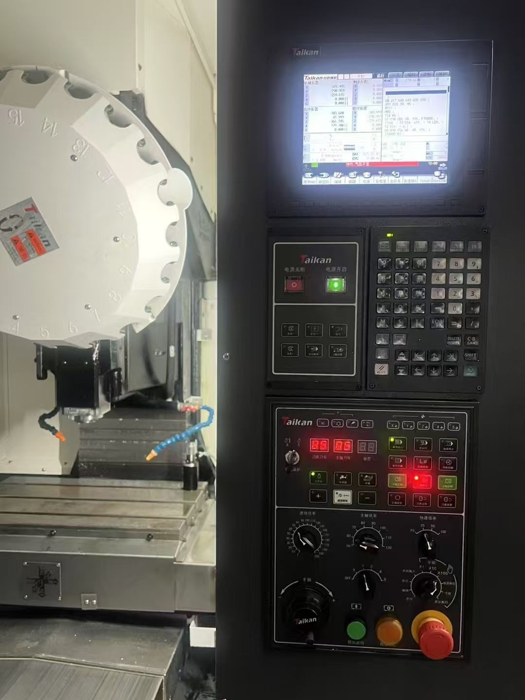 上新十臺臺群T6和T5鉆攻機(jī)，三菱m80系統(tǒng)，頂配機(jī)型