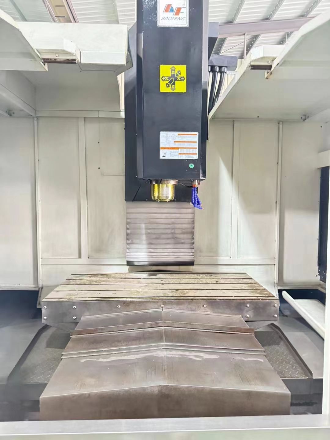 佳富1480、寶峰1370  重型三線模具機，準新機二手價，無刀庫，機