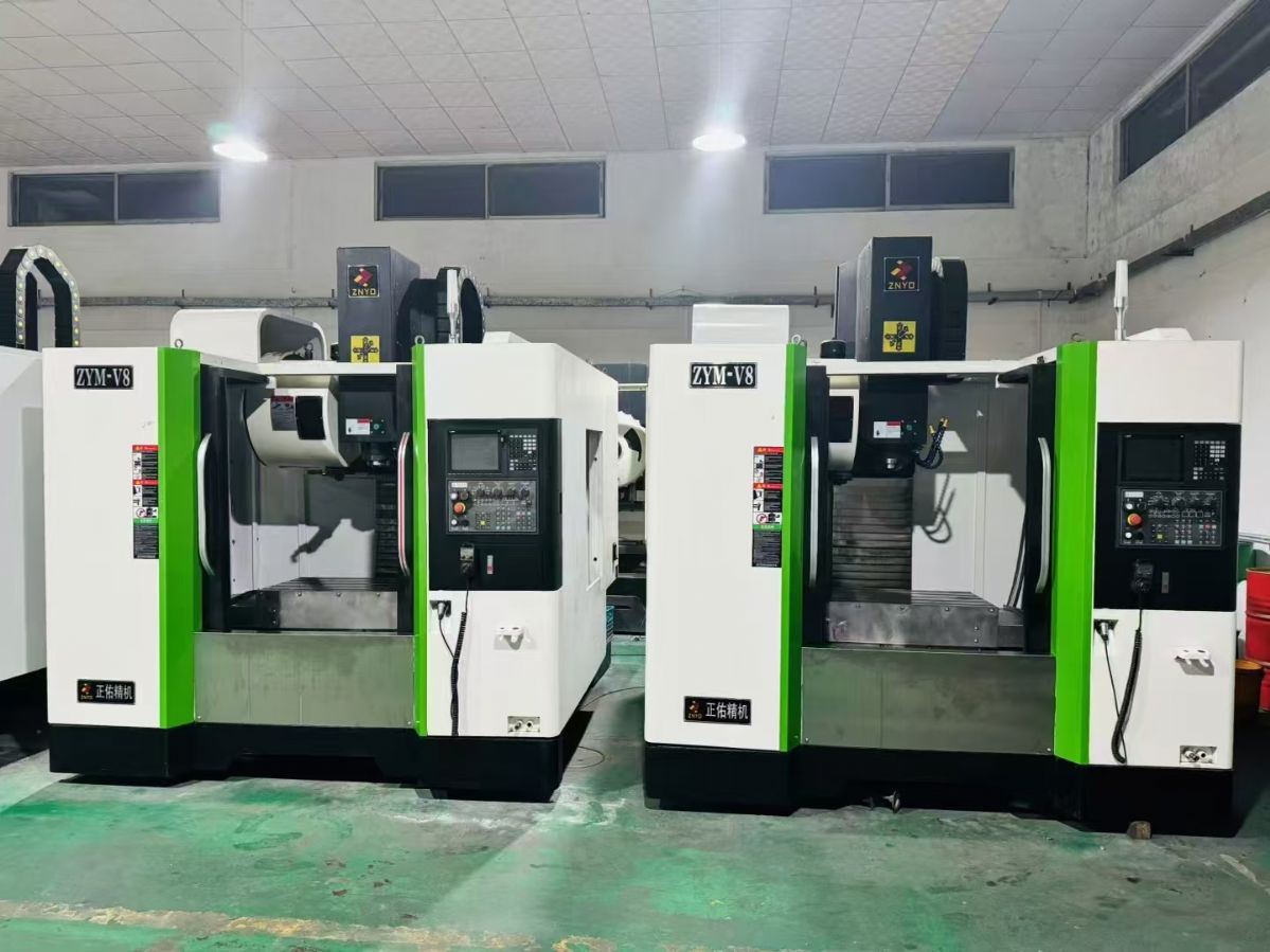 特價10臺正佑V8加工中心，三菱M80系統(tǒng)，BT40主軸12000