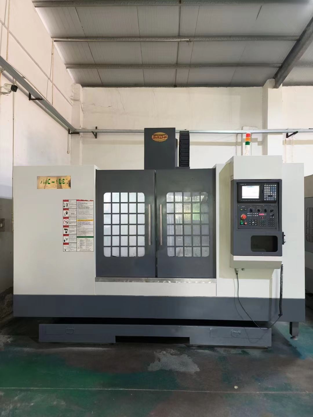 盛鴻1060電腦鑼三菱m70系統(tǒng)，三硬軌，bt40主軸8000轉(zhuǎn)，臺(tái)正