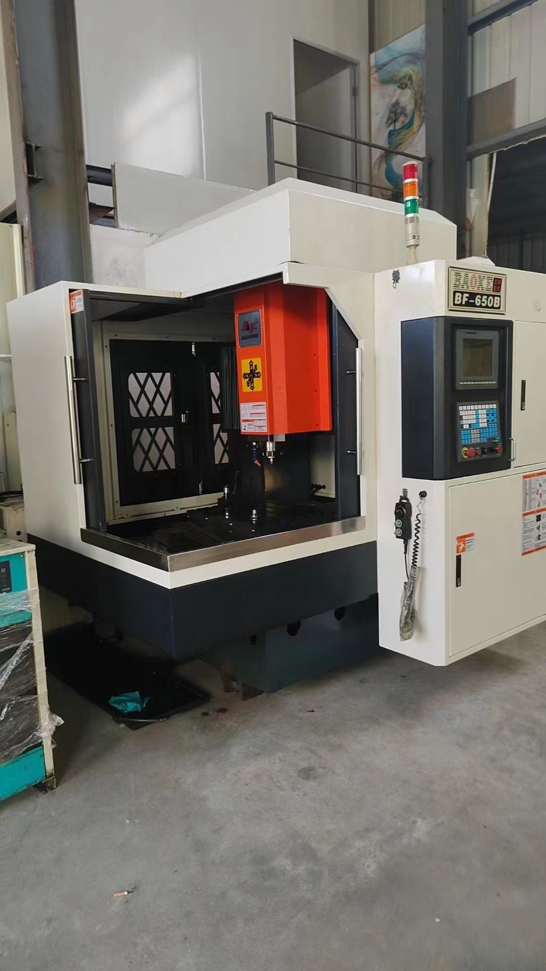 精品正佑650精雕機(jī)一批10臺新代21ma、ER25