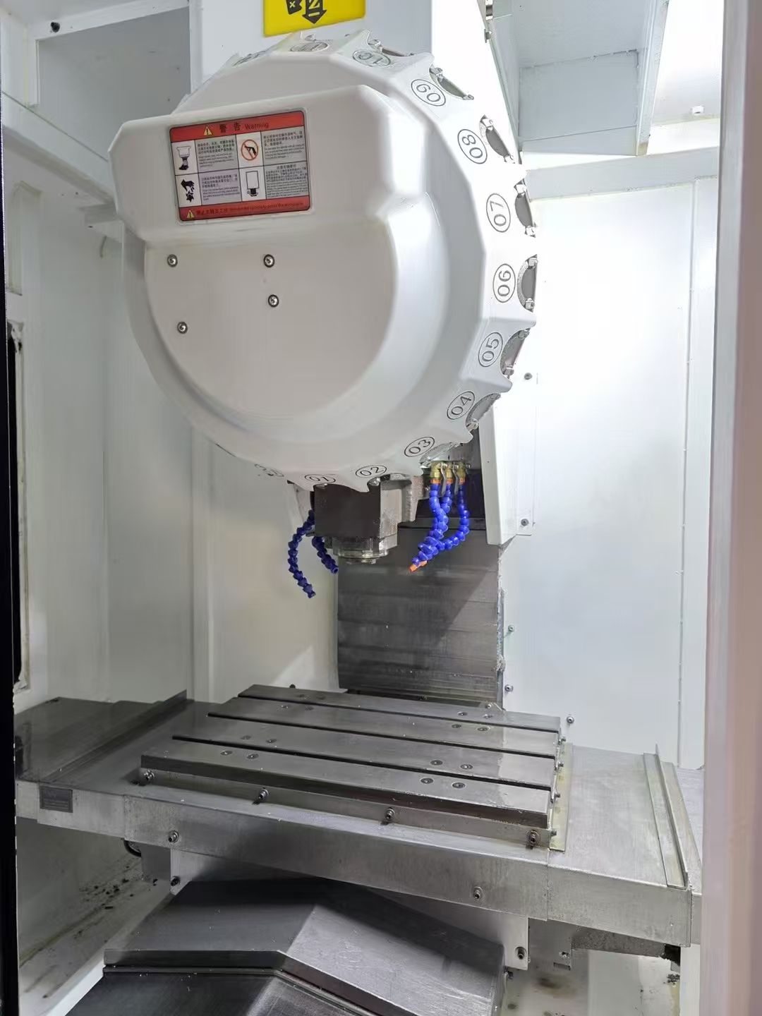 上新喬鴻T600鉆攻機,三菱M80系統(tǒng)