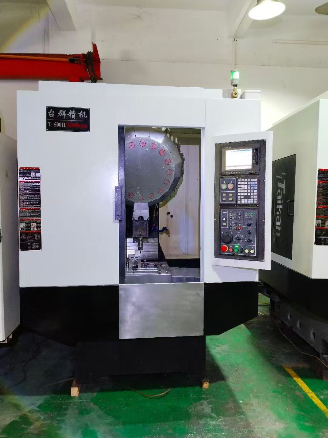 特价台群T-V1270S加工中心,三菱M80系统,三轴重型45滚柱线轨