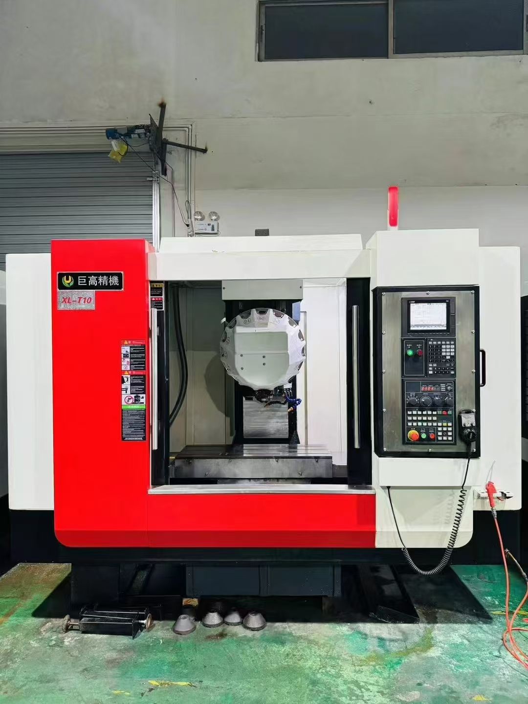 上新臺灣大立1270三硬軌加工中心，主軸端面到工作臺800