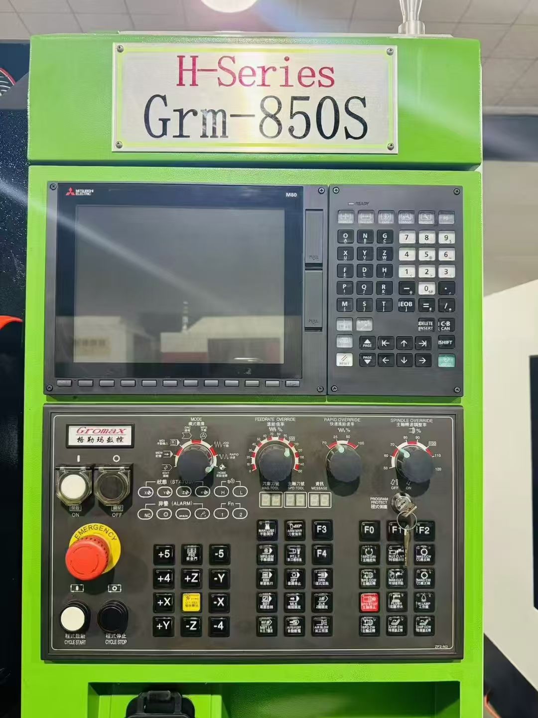 一臺(tái)格勒瑪Grm-850S加工中心