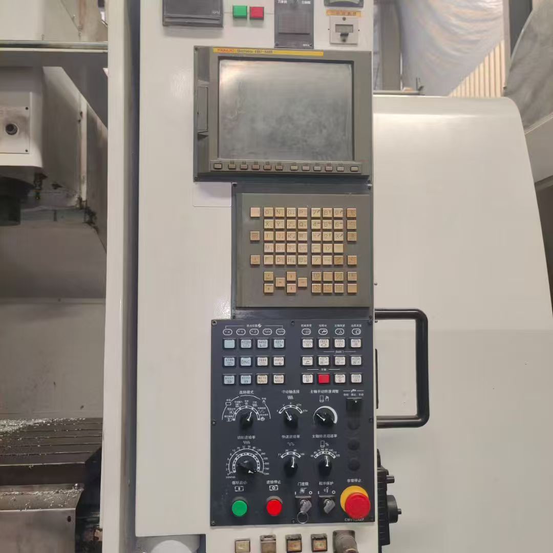 原装台湾东台QVM-1100重型加工中心,三轴线轨