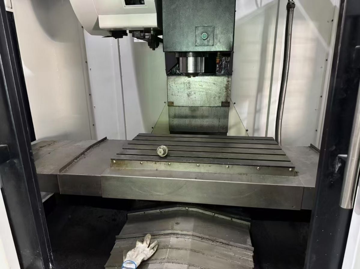 雙胞胎重型850三線軌加工中心，帶刀庫，三菱M70系統(tǒng)