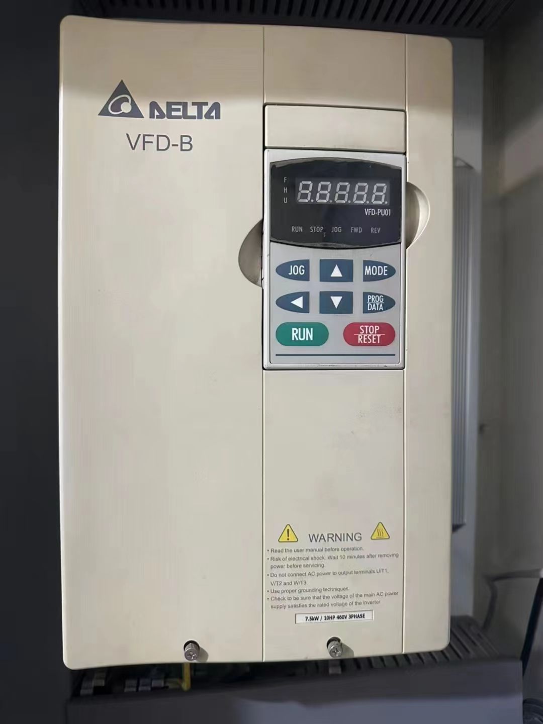 德米870精雕機，新代21MA系統(tǒng)，7.5千瓦ER32主軸24000轉
