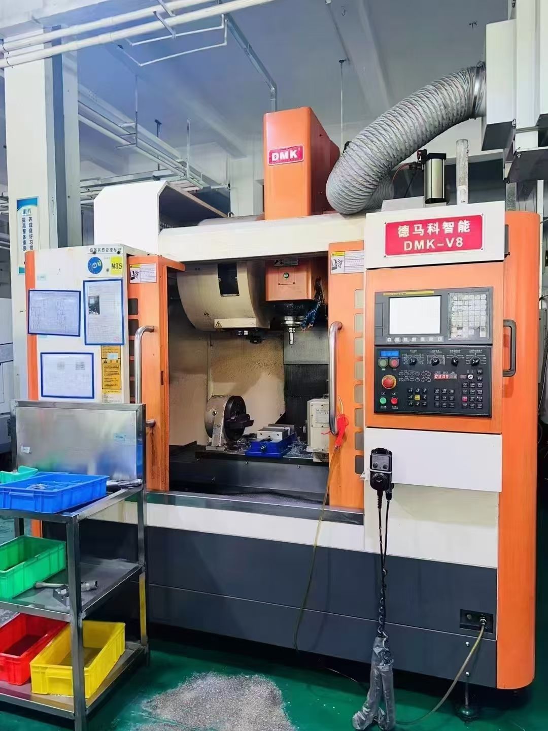 全新2025年鐵人V855重型加工中心,只有2??臺,新代22MA系統(tǒng)