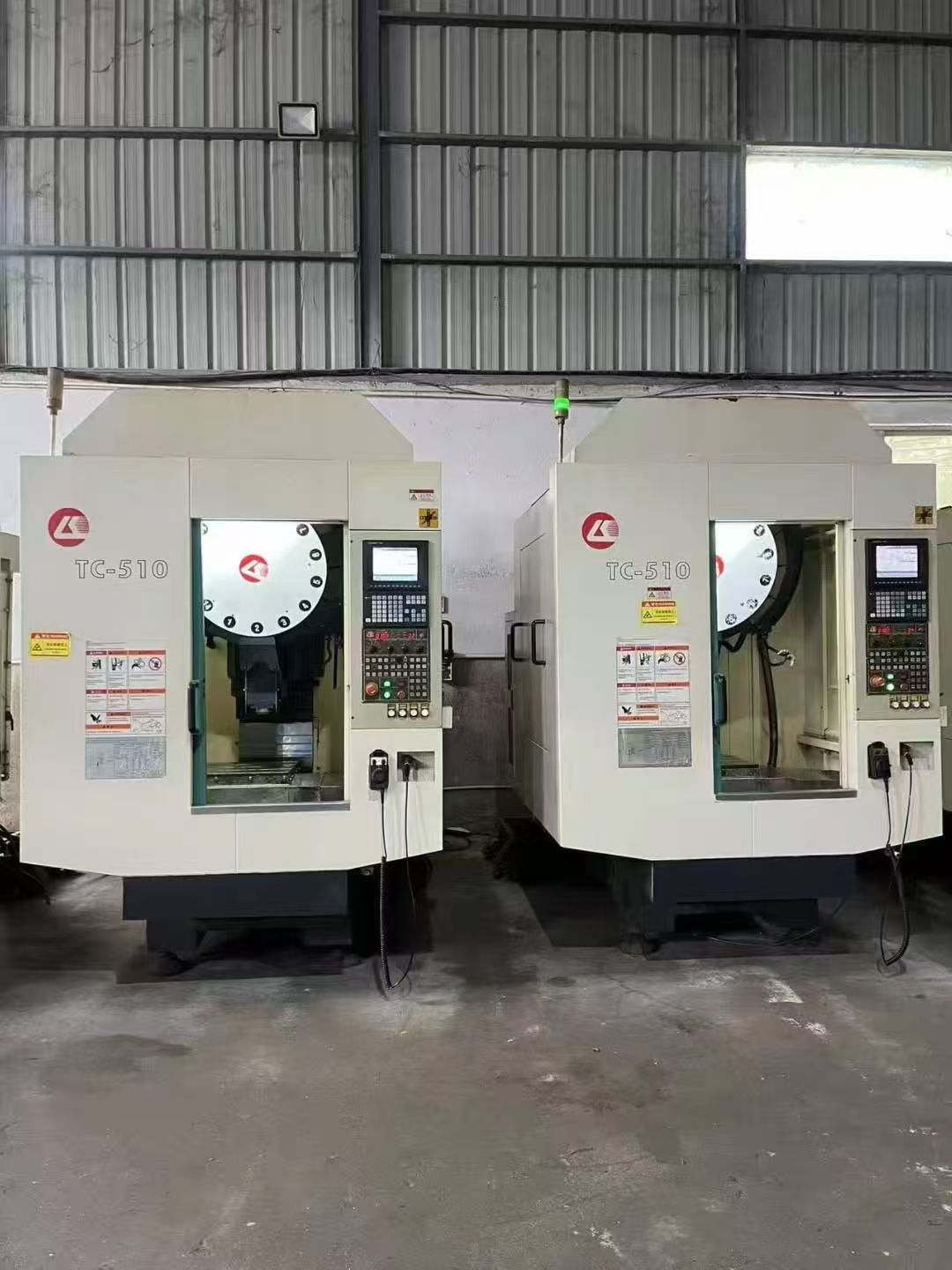 刚刚入库卡路斯850两台,三凌M80系统