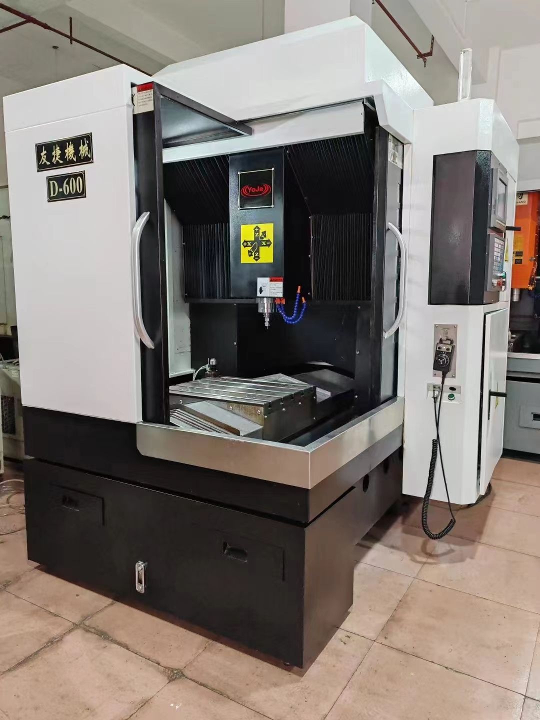 機(jī)況超好，95成新喬鴻T6鉆攻機(jī)，三菱M80系統(tǒng)