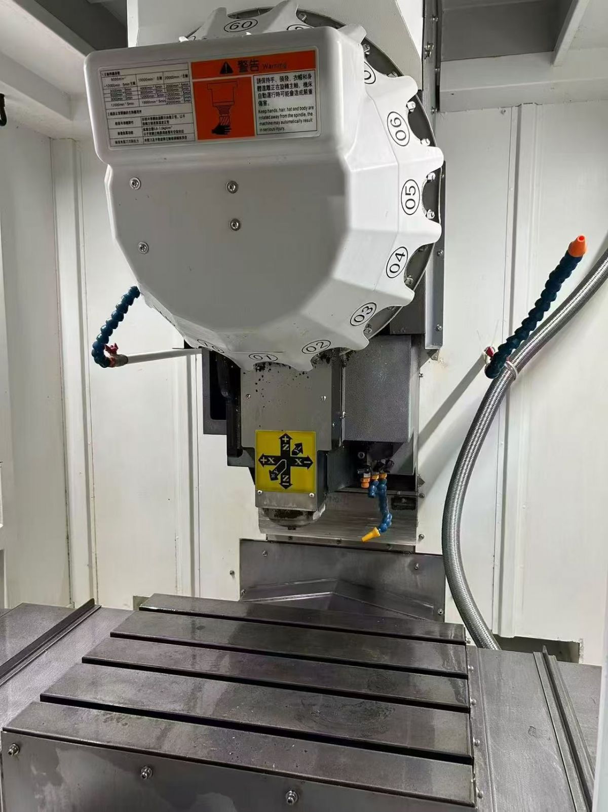 特价双胞胎明科T650钻攻机,新代22MA系统,16把圣杰刀库