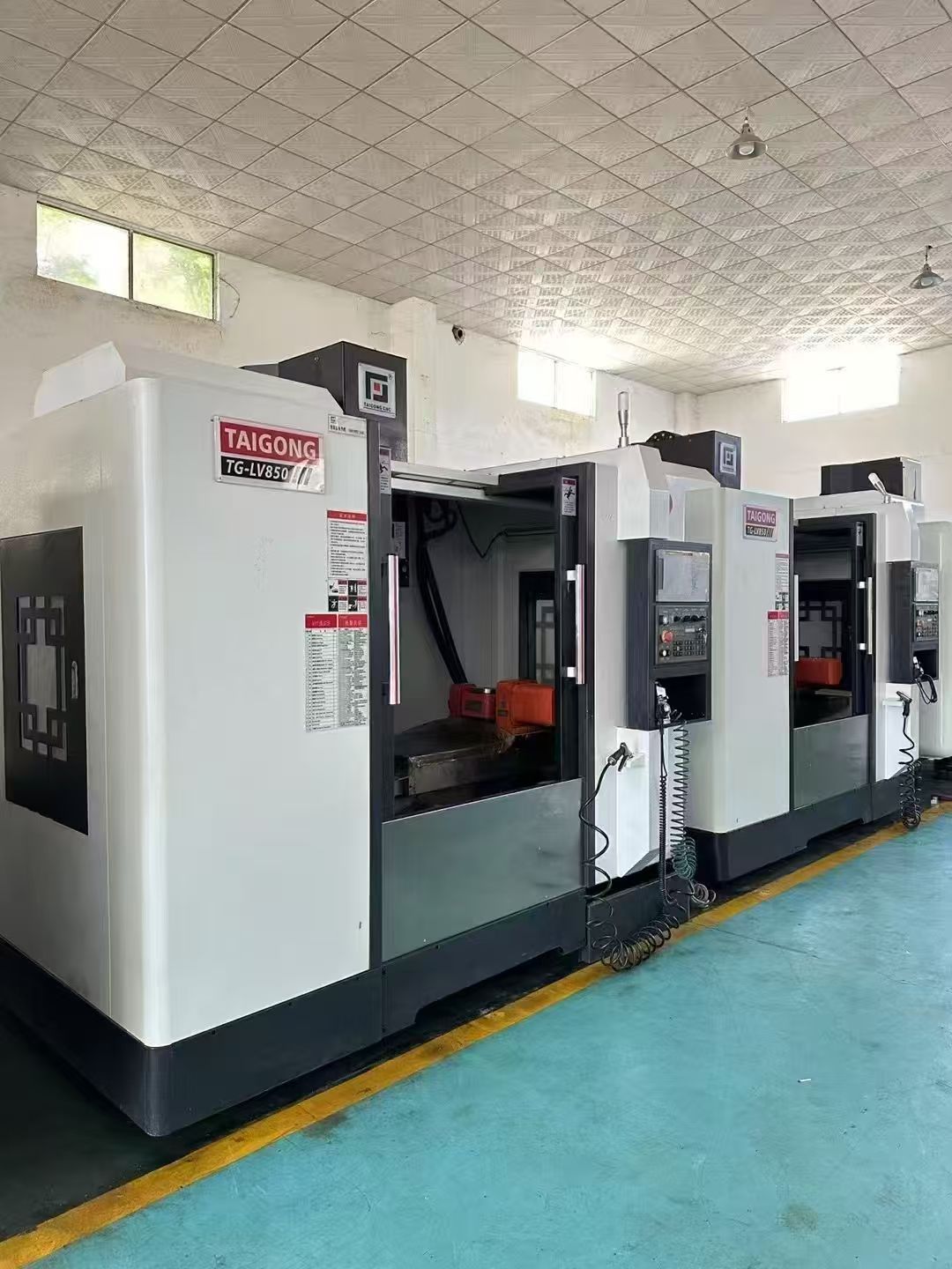 特价上新一台台群1165S立式加工中心,三菱M80系统