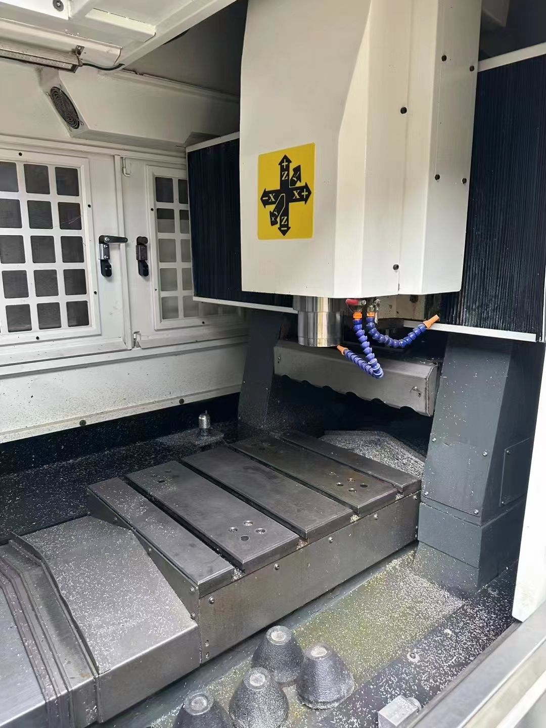 便宜浩辰650刀庫精雕機(jī)、新代21ma、BT30、5.5kw、2400