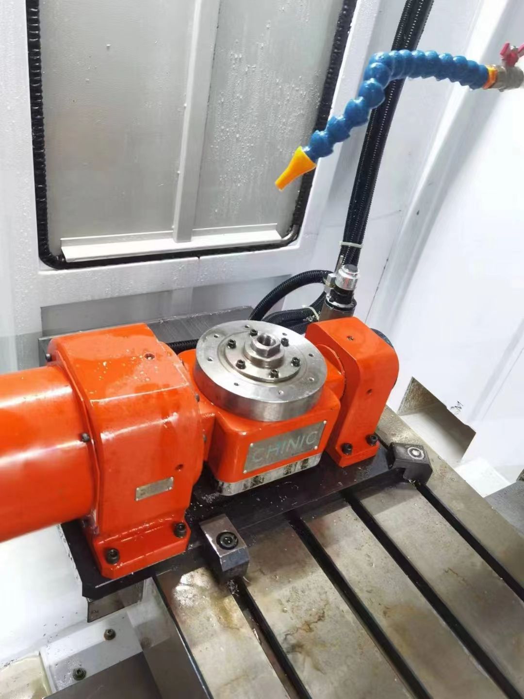 雙胞胎明科T650鉆攻機，臺灣新代*系統(tǒng)，臺灣?，撝鬏S20000轉(zhuǎn)配