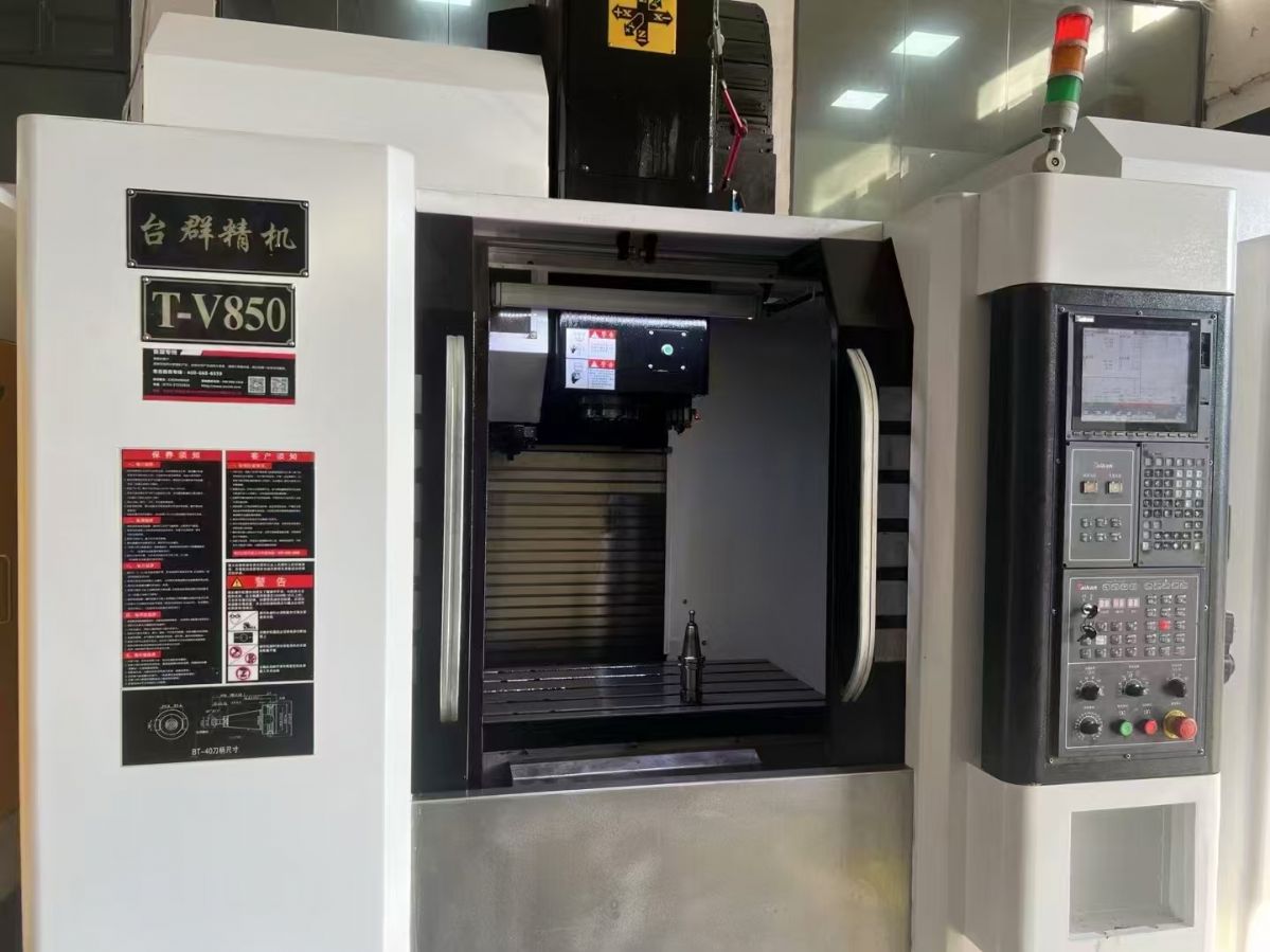 新到一臺準(zhǔn)新22年臺捷855重型加工中心,三菱M80系統(tǒng)