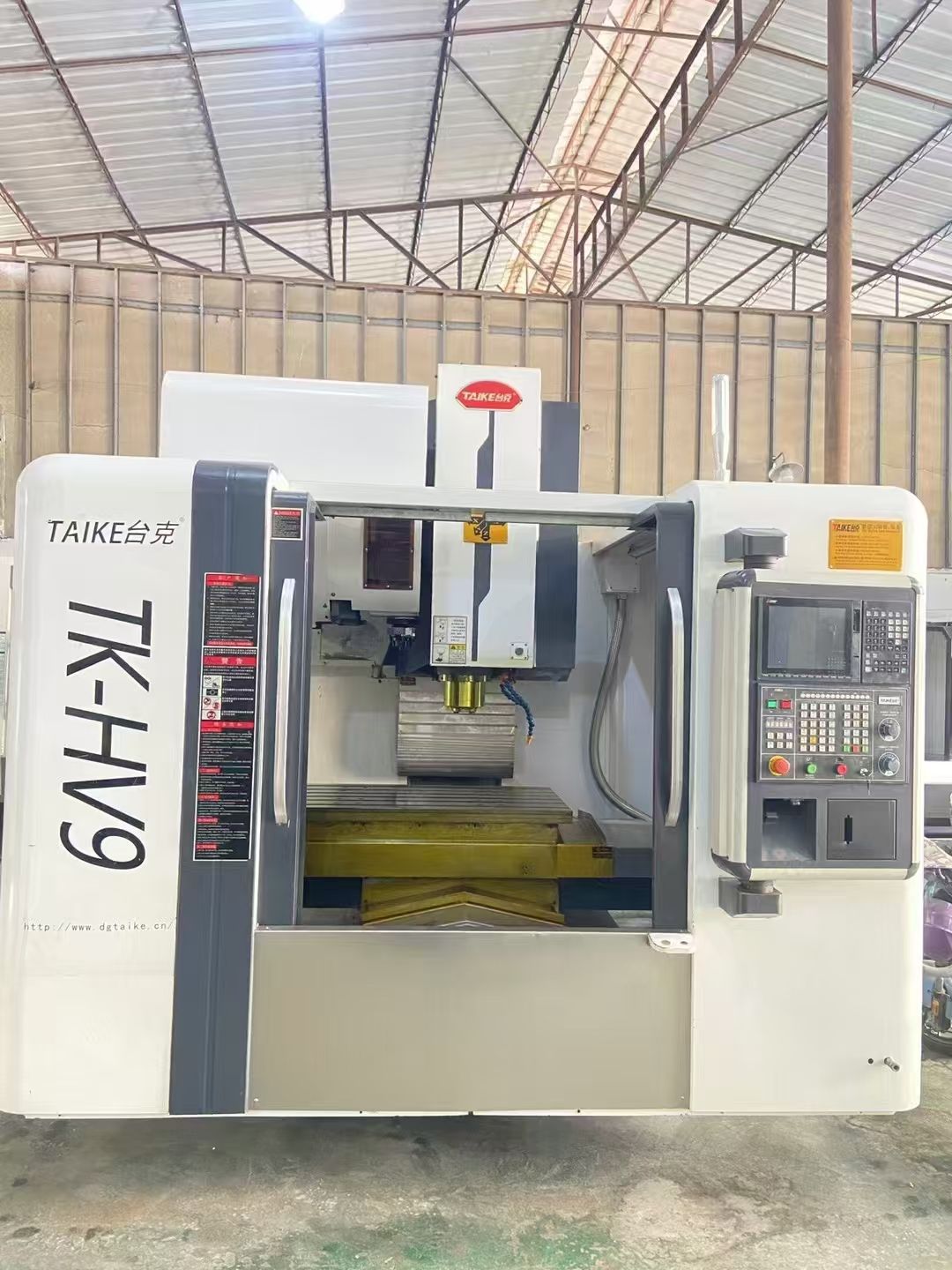 特價(jià)95成新雙胞胎臺(tái)群T600S鉆攻機(jī)