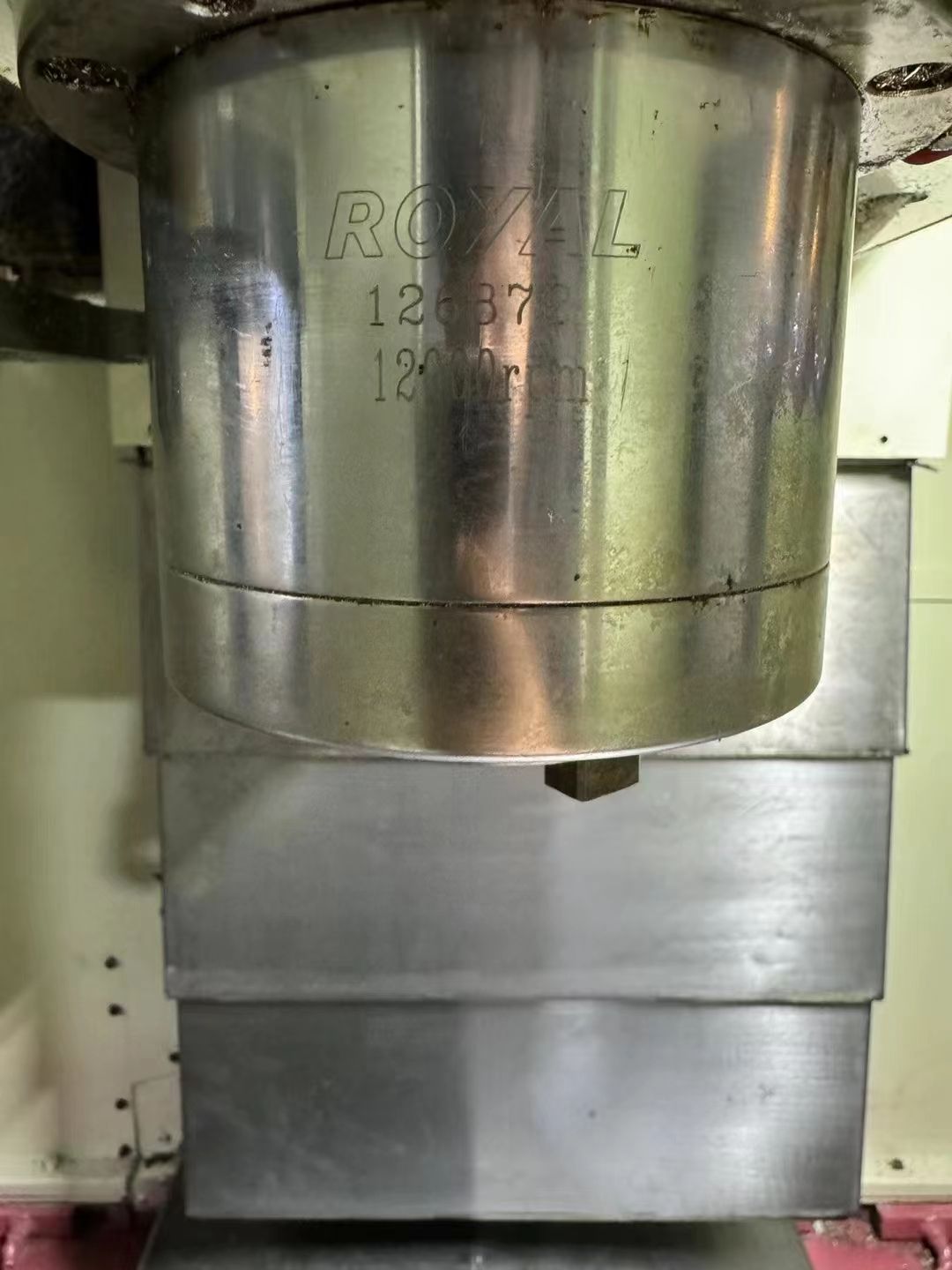 原裝巨庭V6 三菱M70系統(tǒng) 三軸線軌 臺(tái)灣普森BT40主軸12000