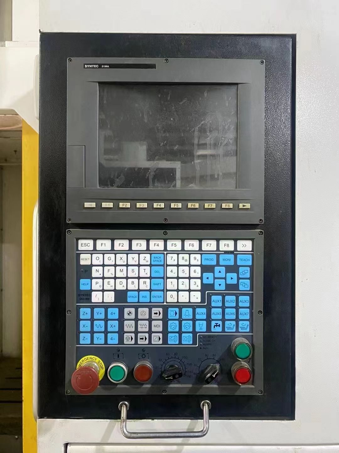 德米870精雕機，新代21MA系統(tǒng)，7.5千瓦ER32主軸24000轉