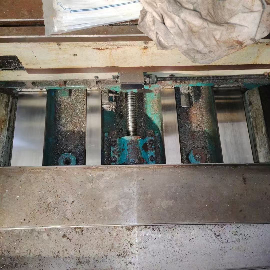 臺灣艾格瑪VMC-115（1160）三硬軌加工中心