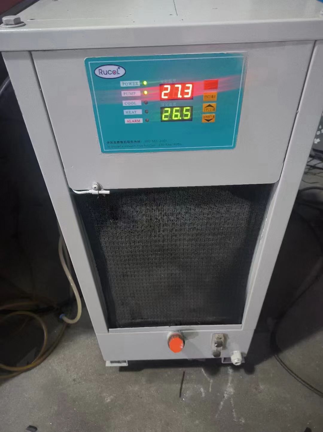 聯(lián)邦1280精雕機，新代MA21系統(tǒng)，ER40／11千瓦/18000轉