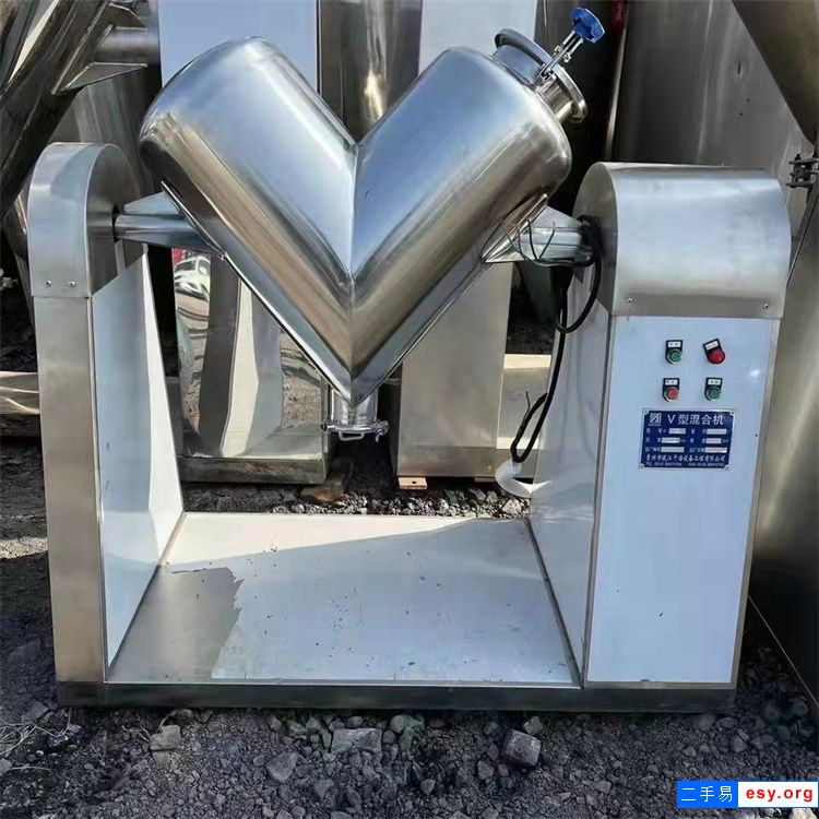 三維混合機(jī) 二手V型混合機(jī)轉(zhuǎn)讓