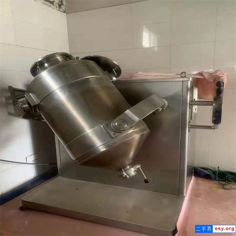 三維混合機(jī) 二手V型混合機(jī)轉(zhuǎn)讓