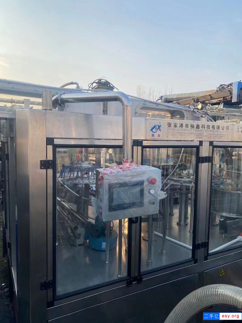 出售二手灌裝機(jī) 塑料瓶38口果汁飲料全自動(dòng)灌裝機(jī)