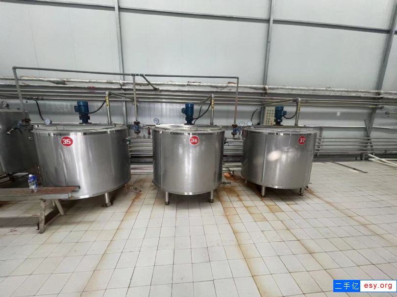 低價出售二手冷熱缸 乳品飲料廠蒸汽加熱冷熱缸
