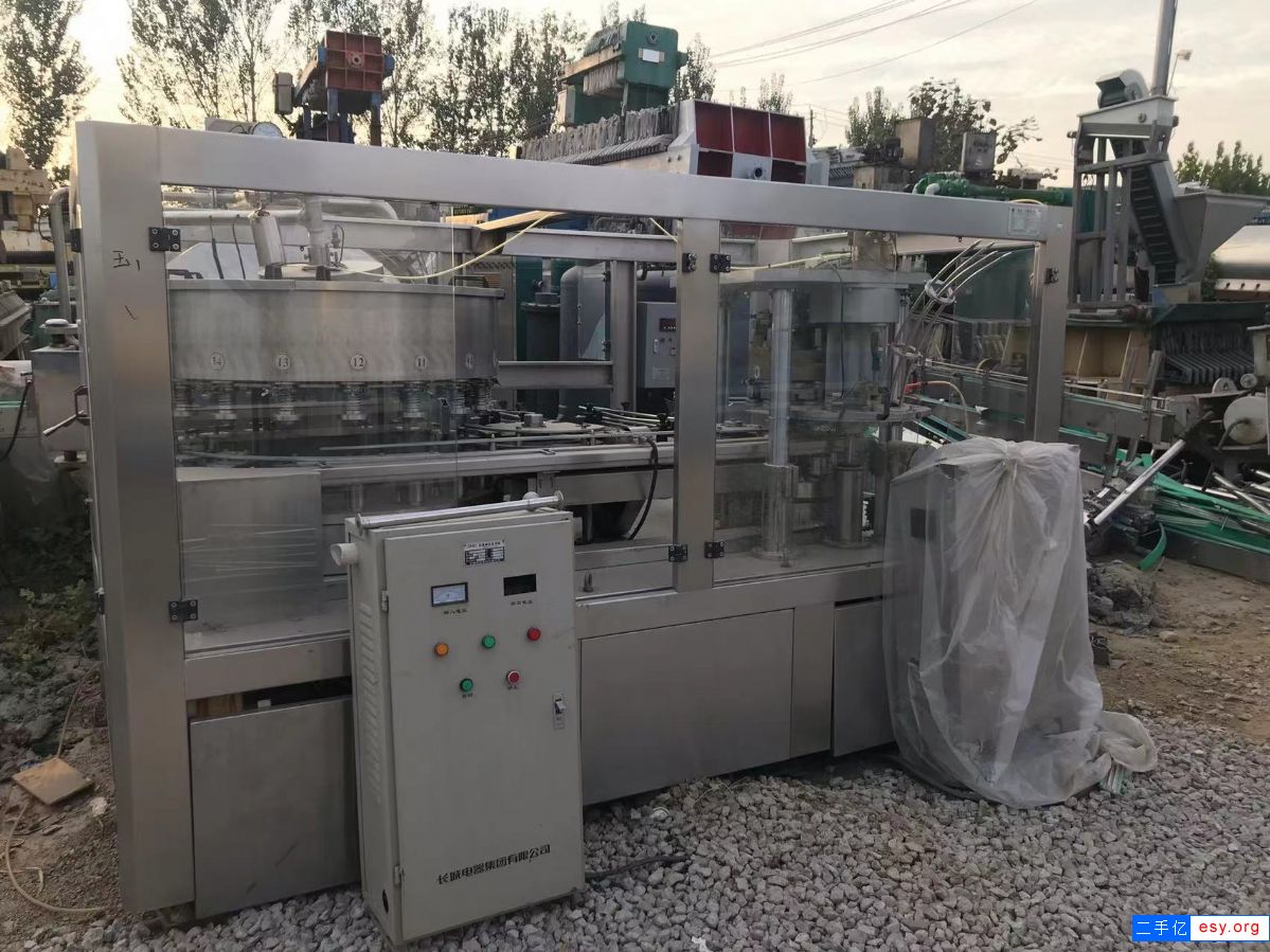 現(xiàn)貨出售二手易拉罐灌裝機(jī) 核桃奶 花生奶易拉罐灌裝機(jī)